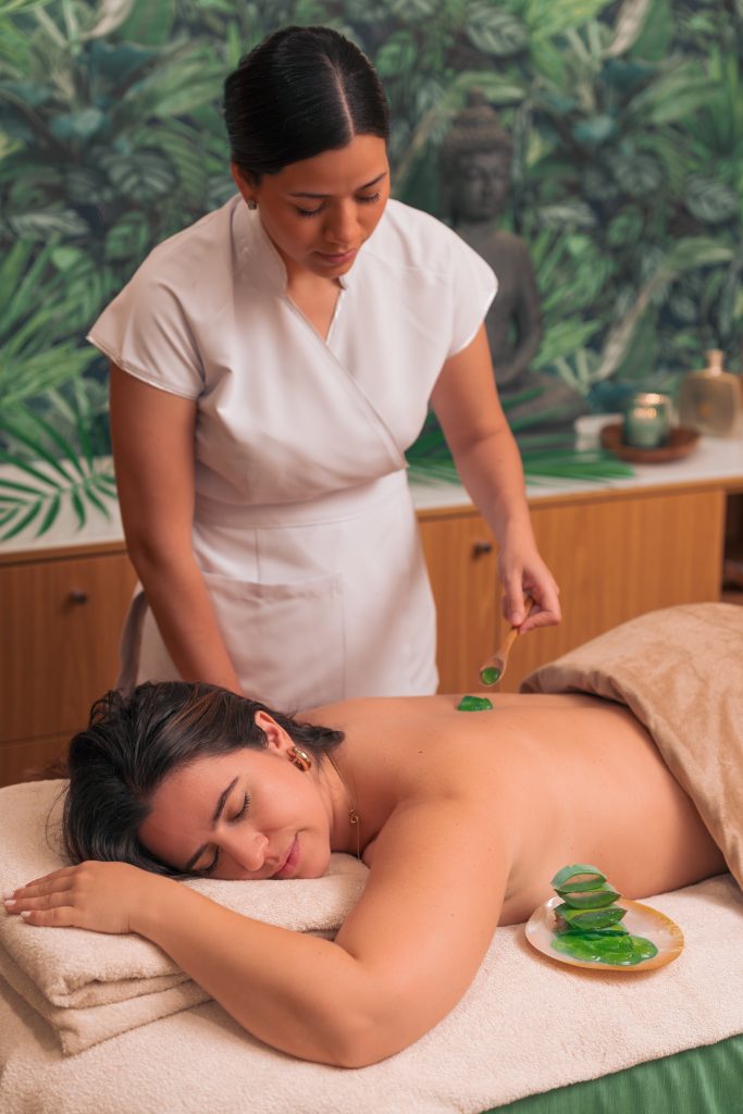 Massage treatment at Dorisol Spa