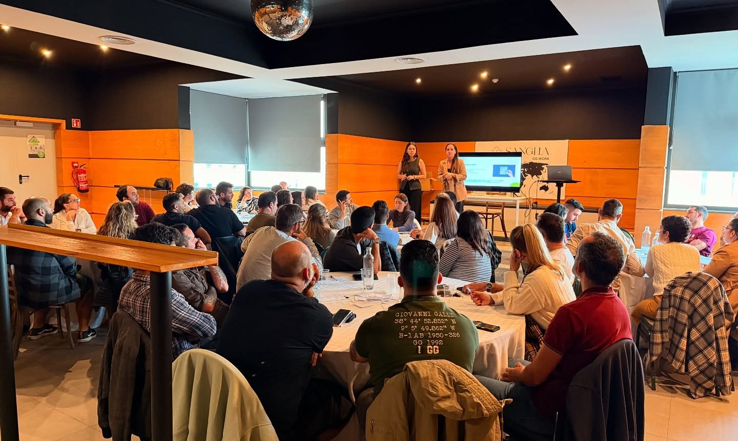 Full audience at an event in the multipurpose room, Dorisol Hotels, Funchal